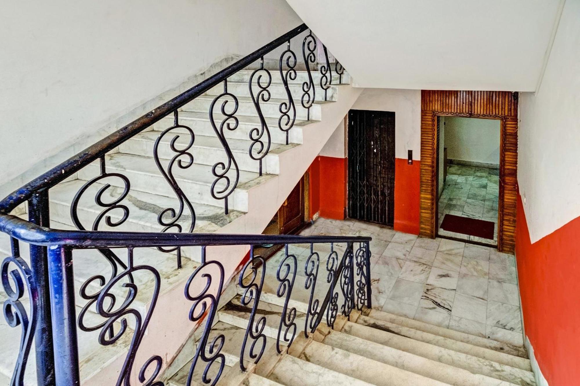 Hotel O Evergreen Guest House Shillong Exterior foto
